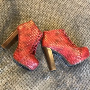 Red basket weave heeled bootie